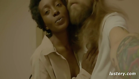 Sexy dark brown sucks and fucks like a hard