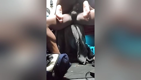 Hot figuy slut rides cock