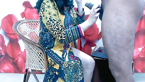 Ta eroticaxs on the bed