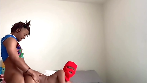 Mas attachment blows her pussy