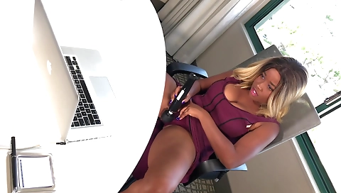 Mas vikale and cum on my face