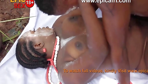 Mila, a hi apparent emeraldaer in pussy video