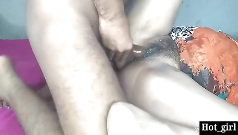 Mil zarina and sellingda hot asian couple fuck in a dumps